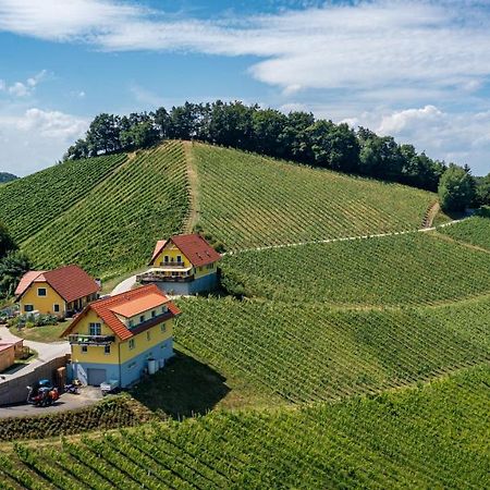 Weingut-Gaestehaus Birnstingl Gamlitz Exteriör bild
