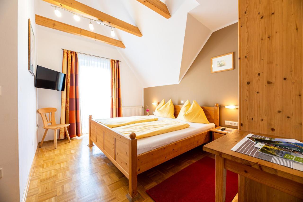 Weingut-Gaestehaus Birnstingl Gamlitz Exteriör bild